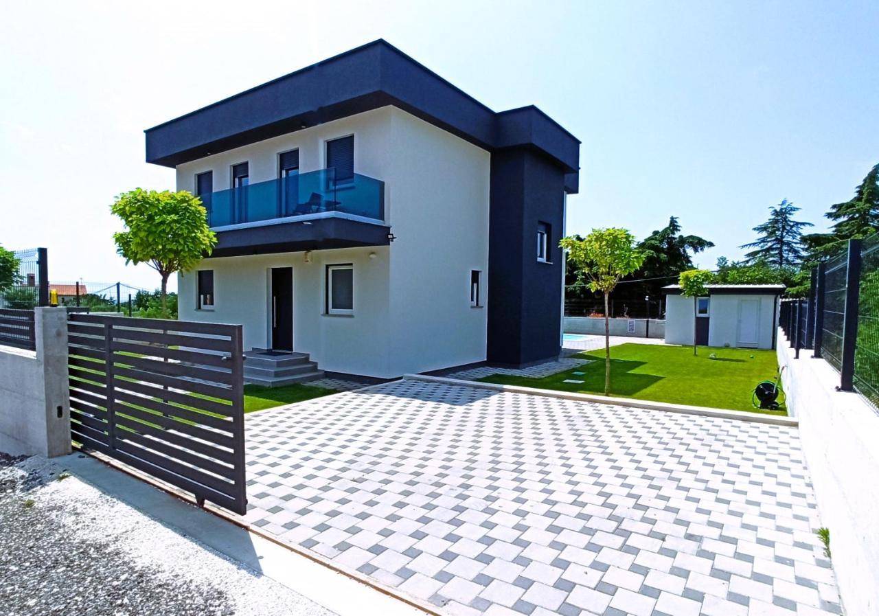 Villa Nikolina - Luxury Villa With 5 Bedrooms And Swimming Pool Vodnjan Extérieur photo